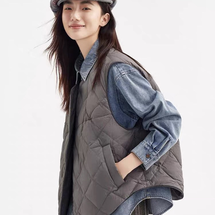 两面穿棉服马甲女装2025秋冬季新款轻薄短款休闲加厚背心无袖外套
