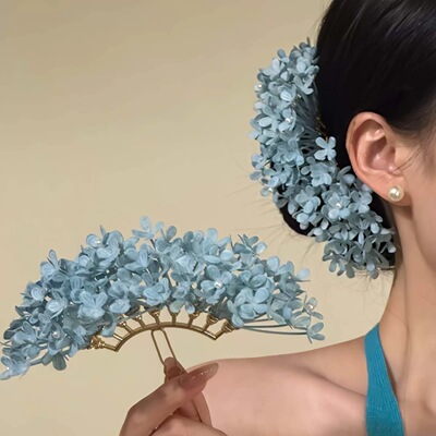 国风雨雾汀蓝绝美气质优雅簪花女