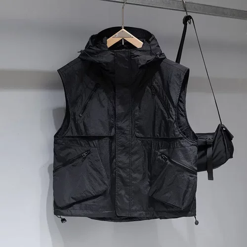 户外潮牌机能风连帽马甲男女秋季2025新款多口袋工装无袖坎肩外套