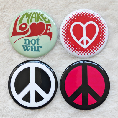 和平反战标志徽章18元包邮