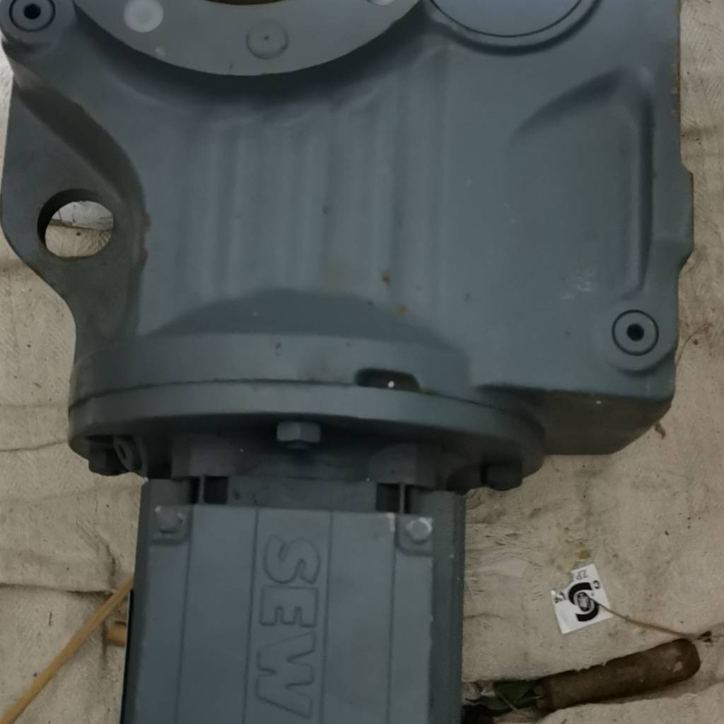 议价SEW KA77电机减速机 KA77 DY72M/TH适用