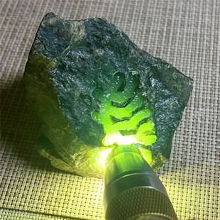 翡翠原石玉石毛料莫湾基敞口开窗料种水化开有底色表现牌子挂件料