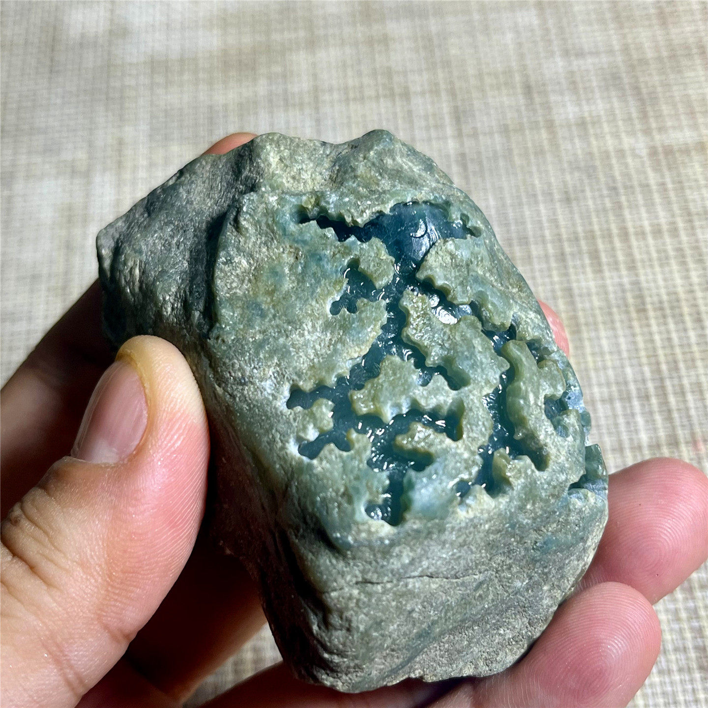 天然老坑翡翠玉石南奇敞口开窗冰飘花表现底子干净罡味足牌子挂件