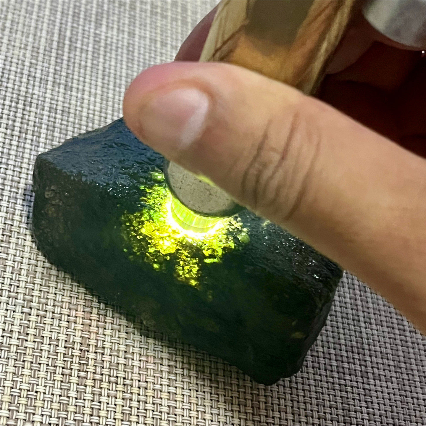 天然老坑翡翠玉石莫西沙脱沙飘花
