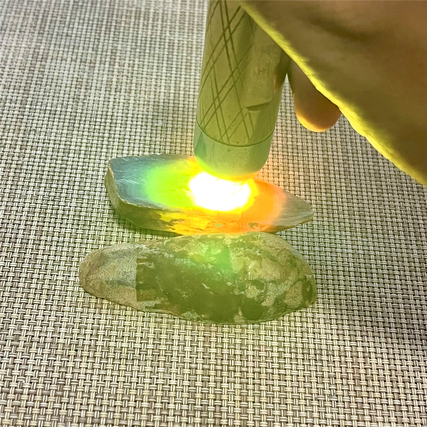 天然老坑翡翠玉石大马坎俏色表现