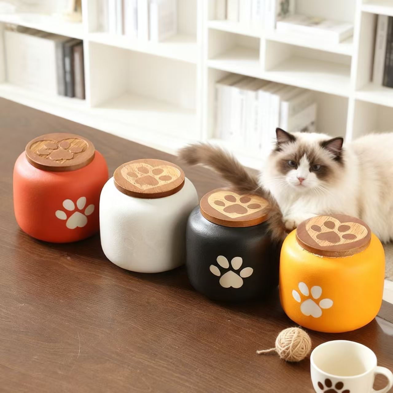 陶瓷宠物骨灰盒火化宠物骨灰罐