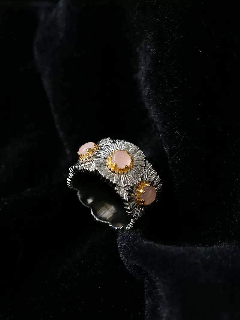 虞书欣布家同款意大利纯银蓝玛瑙雏菊戒指女轻奢复古红宝石戒指