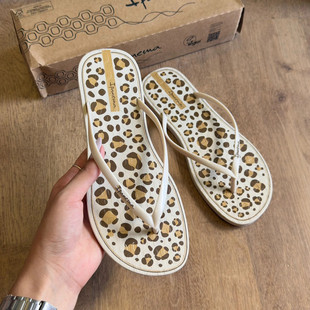 Ipanema依帕内玛平底人字拖女豹纹夹脚休闲沙滩拖鞋外穿凉拖