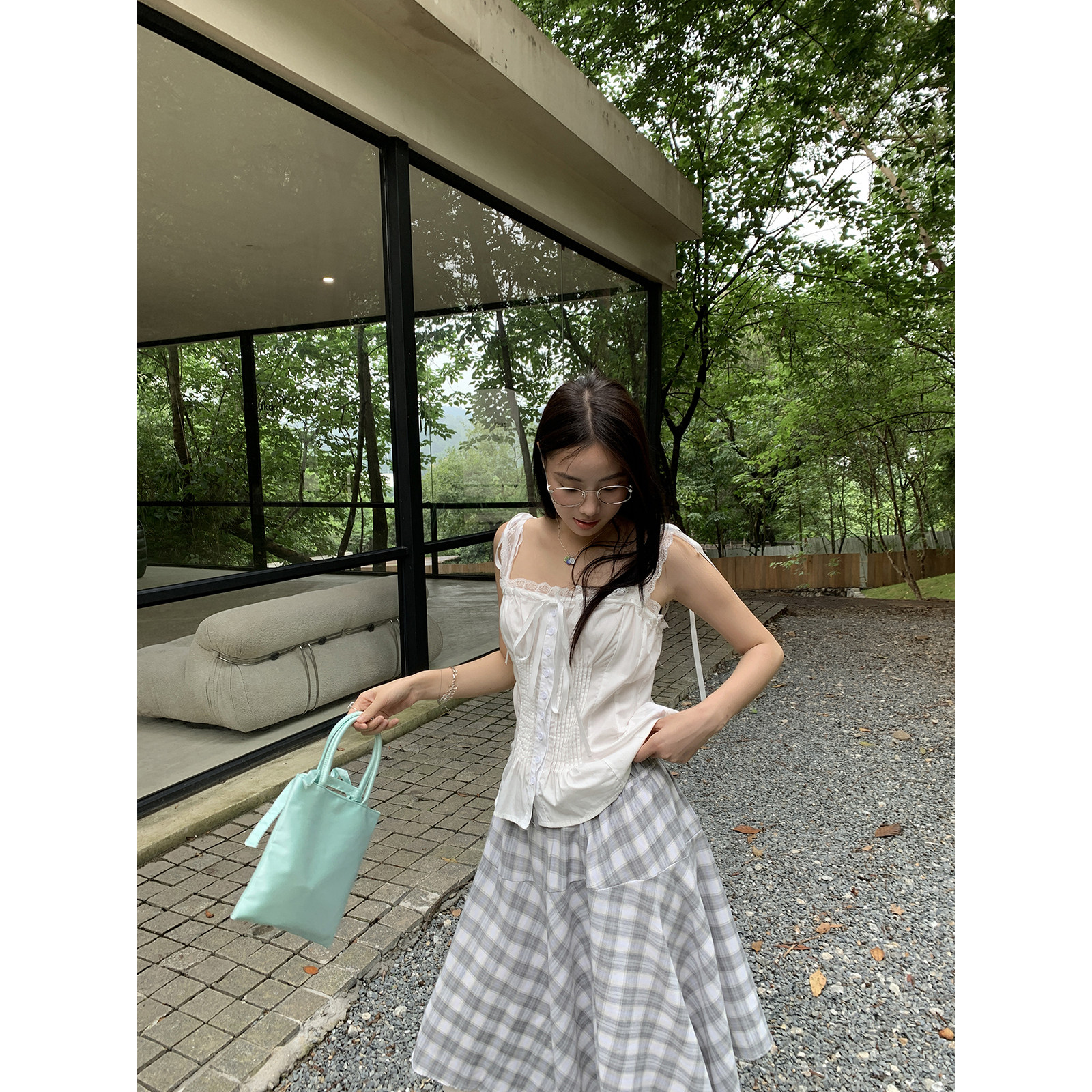 Creamsu叙白 自制白色蕾丝拼接吊带衬衫女夏季设计感收腰显瘦上衣图片