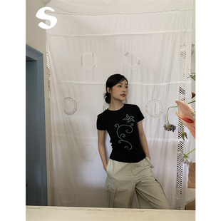 Sleep at 11 韩系立体烫珠设计感显瘦黑色圆领正肩短袖T恤上衣女