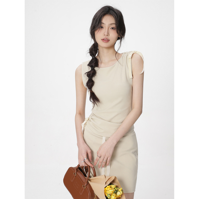 Creamsu叙白 2025春夏季新款简约芭蕾风修身系带背心a字裙两件套