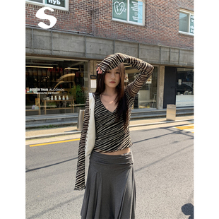 Sleep at 11 早秋修身斑马条纹花边网纱v领长袖T恤女打底衫上衣