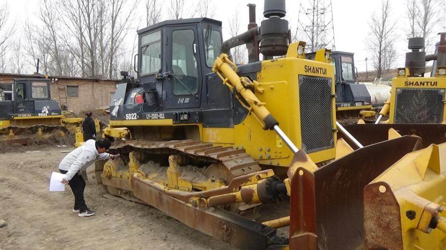 1月22日忻州品牌型号为山推SD22的履带式推土机（含松土器）（车辆自编号：LY-2102-011）一台网络拍卖公告