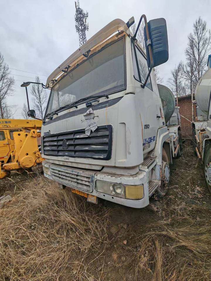 1月22日忻州品牌型号为利勃海尔HTM804的砼搅拌车（车辆自编号：LY-1206-003）一台网络拍卖公告