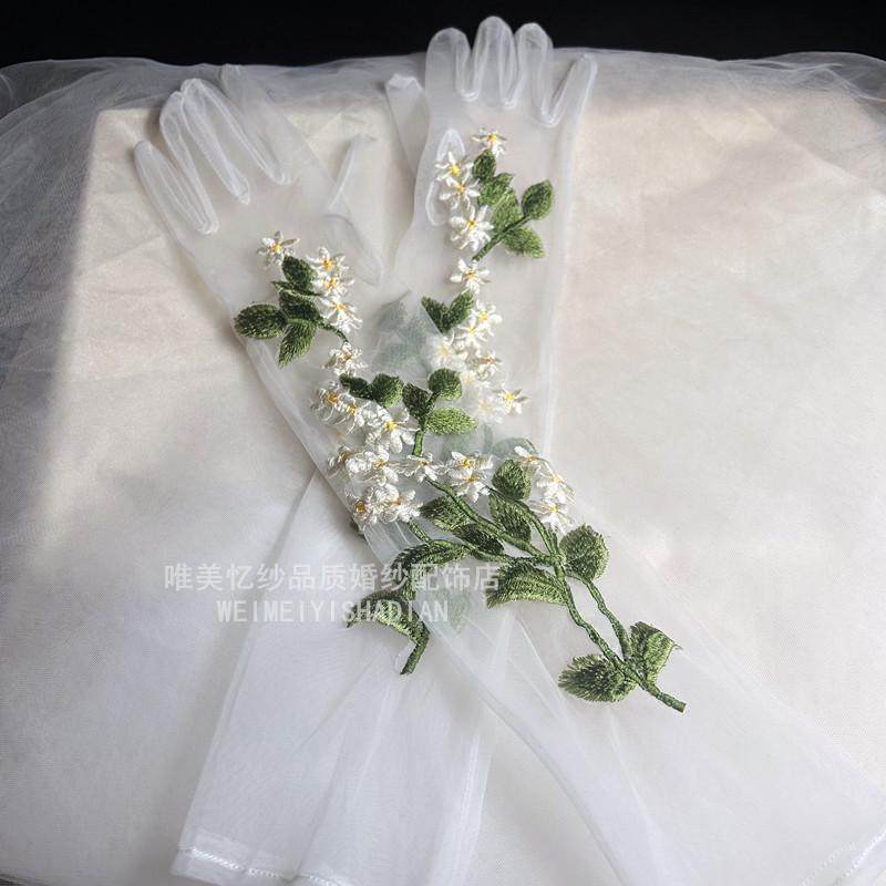 原创白色小雏菊刺绣花婚纱手套