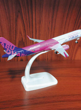 20cm 威兹航空 A321 Wizzair 合金飞机模型带轮子起落架静态摆件