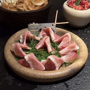 陶瓷圆形山野风火锅火腿肉片餐具云贵川bistro漂亮菜盘创意烤肉盘