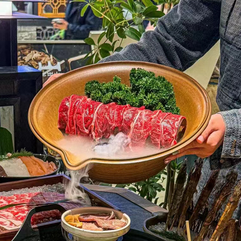 山野风格翘脚牛肉火锅店同款餐具