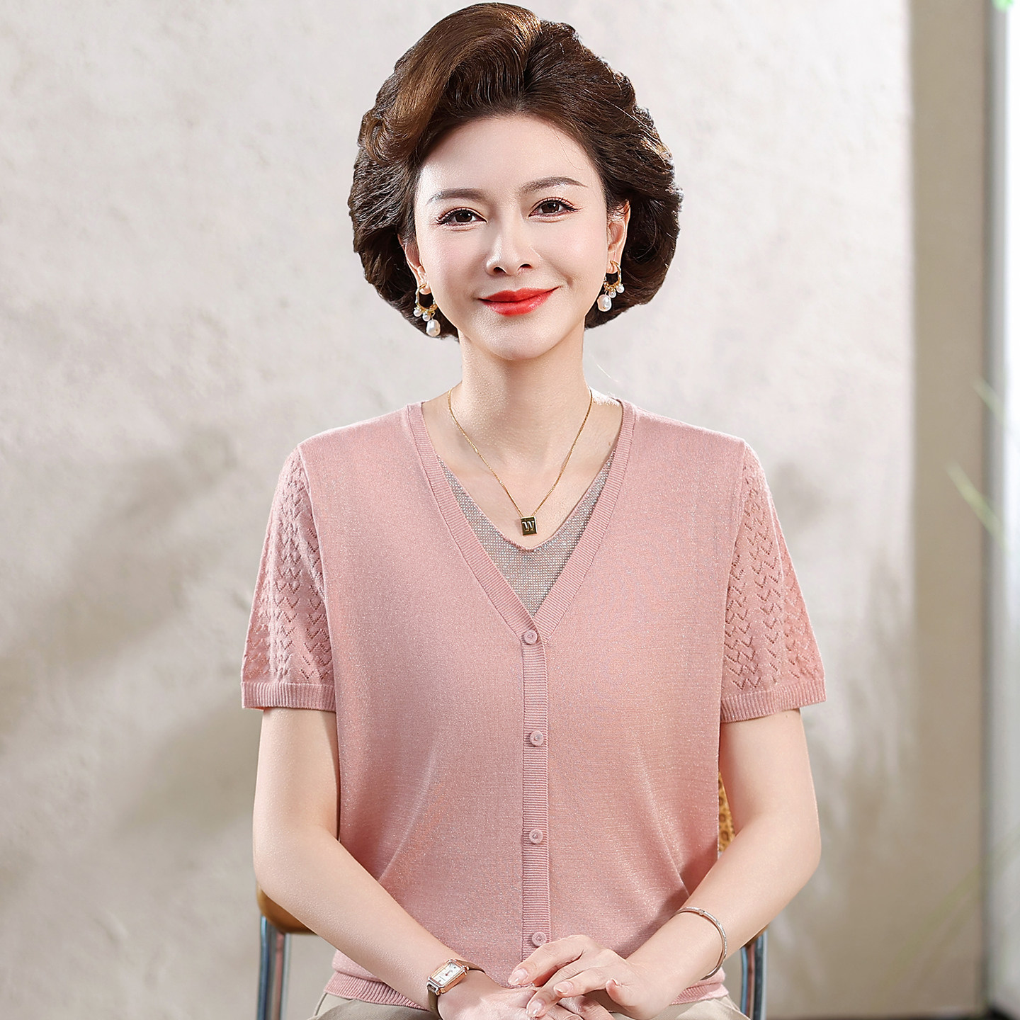 时尚蚕丝短袖高贵厂销亏本三天