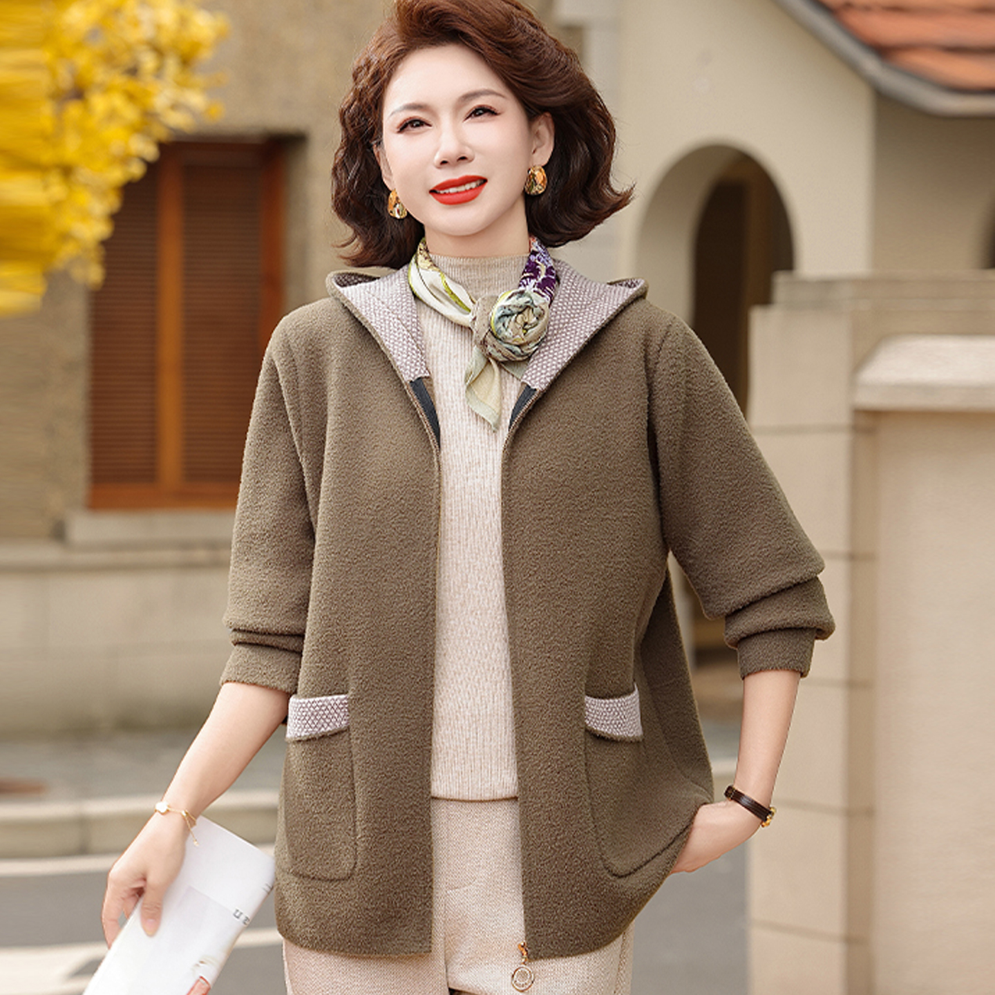 连帽气质打底衫厂家直销亏本