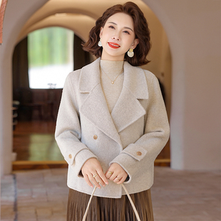 高级感减龄妈妈新短款羊毛呢外套时尚中老年女秋冬双面呢羊绒大衣