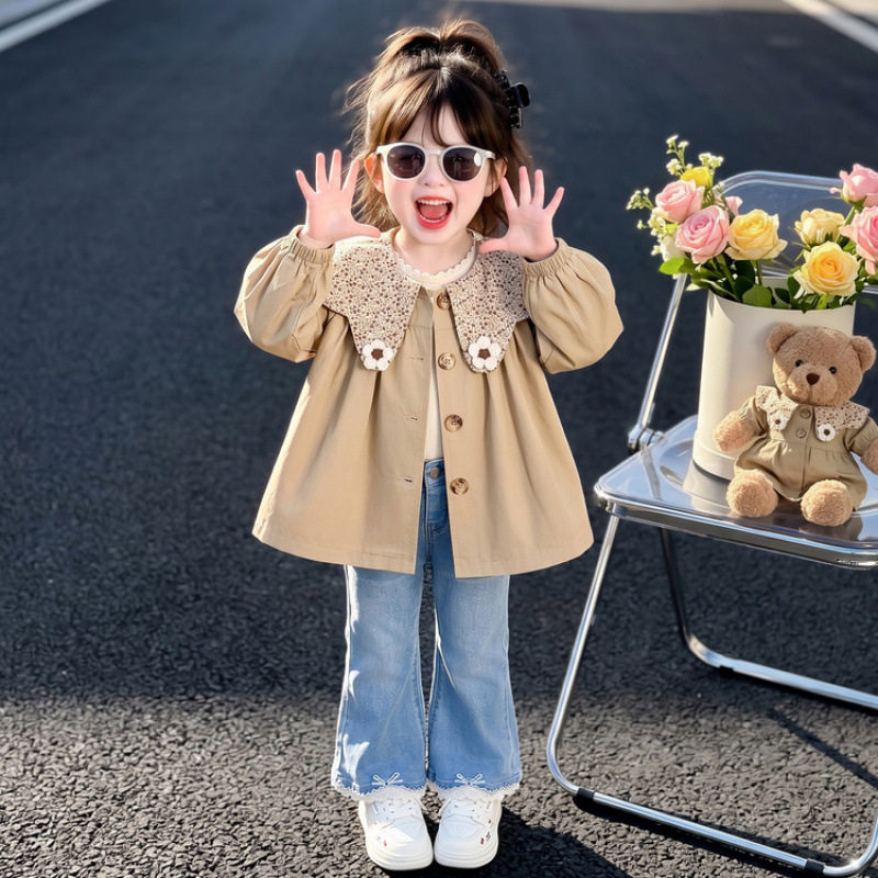 女童外套2026女宝宝纯色洋气上衣儿童碎花海军领外衣时髦韩版风衣