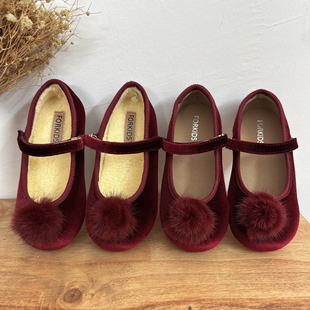 韩版童鞋2024女童冬季新款金丝绒毛球公主皮鞋儿童新年红色棉鞋潮