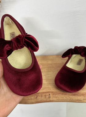 韩版童鞋2025女童秋冬新款蝴蝶结金丝绒公主皮鞋儿童红色新年单鞋