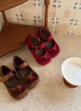 女童皮鞋2025秋季新款儿童时尚百搭公主鞋小女孩红色丝绒面平底鞋