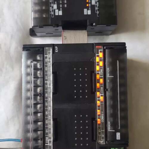 可维修欧姆龙CP1L-EM30DT-D，成色漂亮新如图实物360度议价