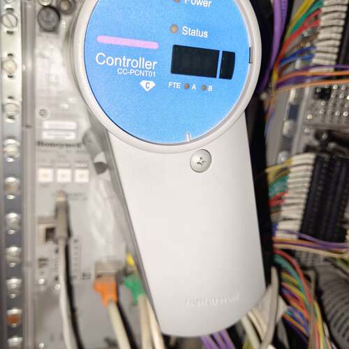 可维修霍尼韦尔CC-PCNT01控制器，型号51405046-17议价