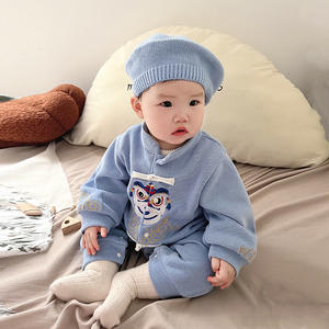 婴儿连体衣春季新年拜年服中国风狮子刺绣爬爬服男女宝宝外出冬季