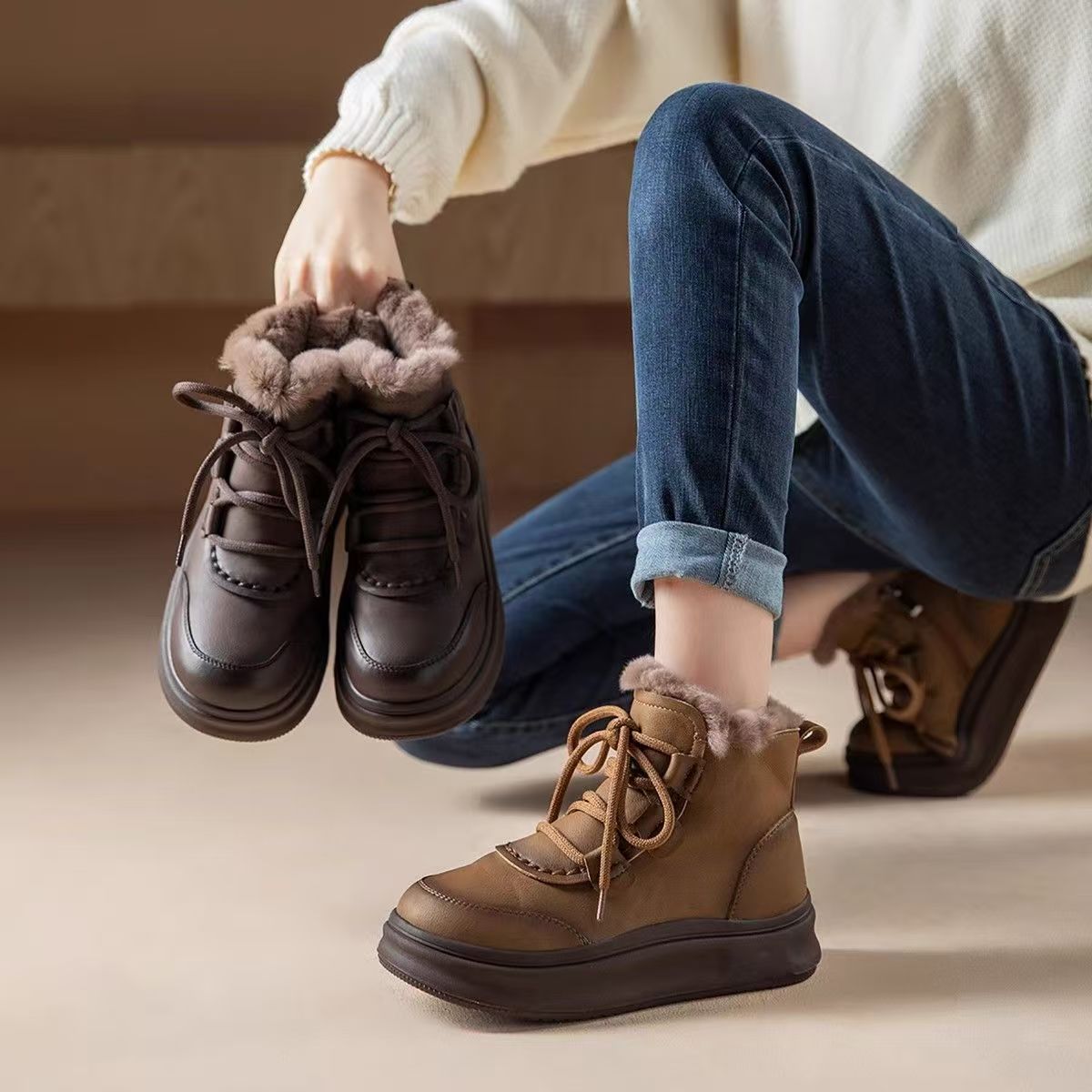 品牌官方自营真皮加绒保暖雪地靴