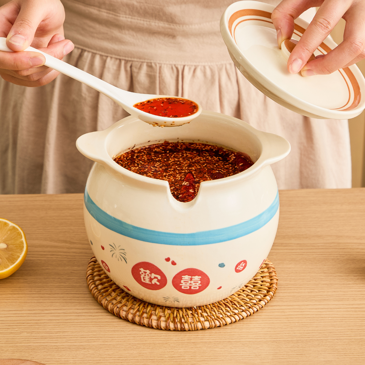 辣椒油专用罐陶瓷耐高温辣椒油罐