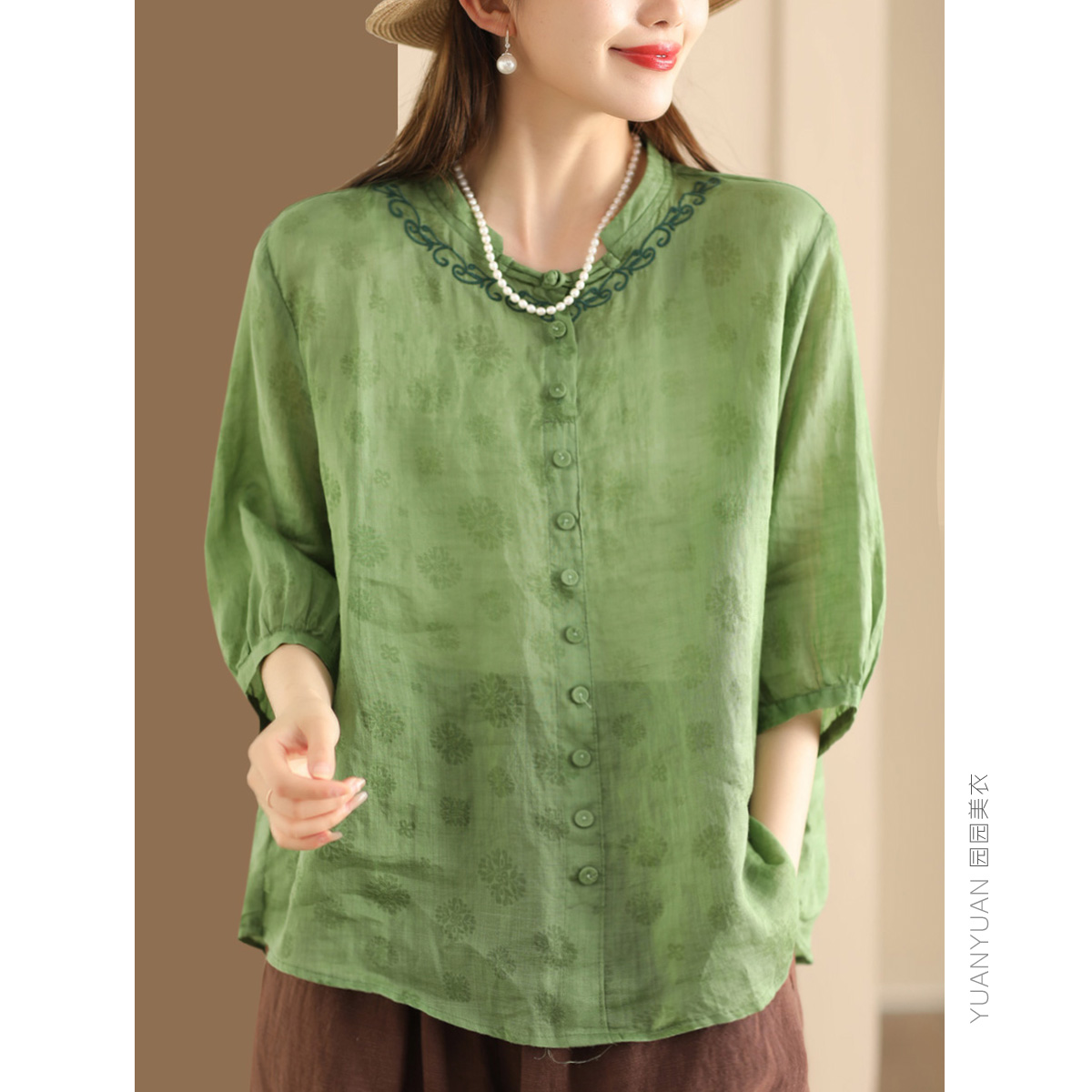 宽松复古套头苎麻刺绣衬衫