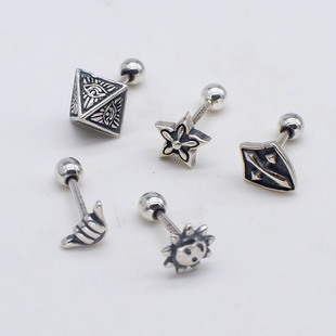 S925银十字盾牌螺丝耳钉欧美个性金字塔耳饰男复古泰银笑脸耳骨钉