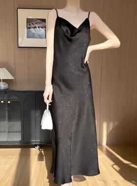 2025春夏新款法式长款醋酸缎面连衣裙外穿收腰真丝吊带黑色长裙女