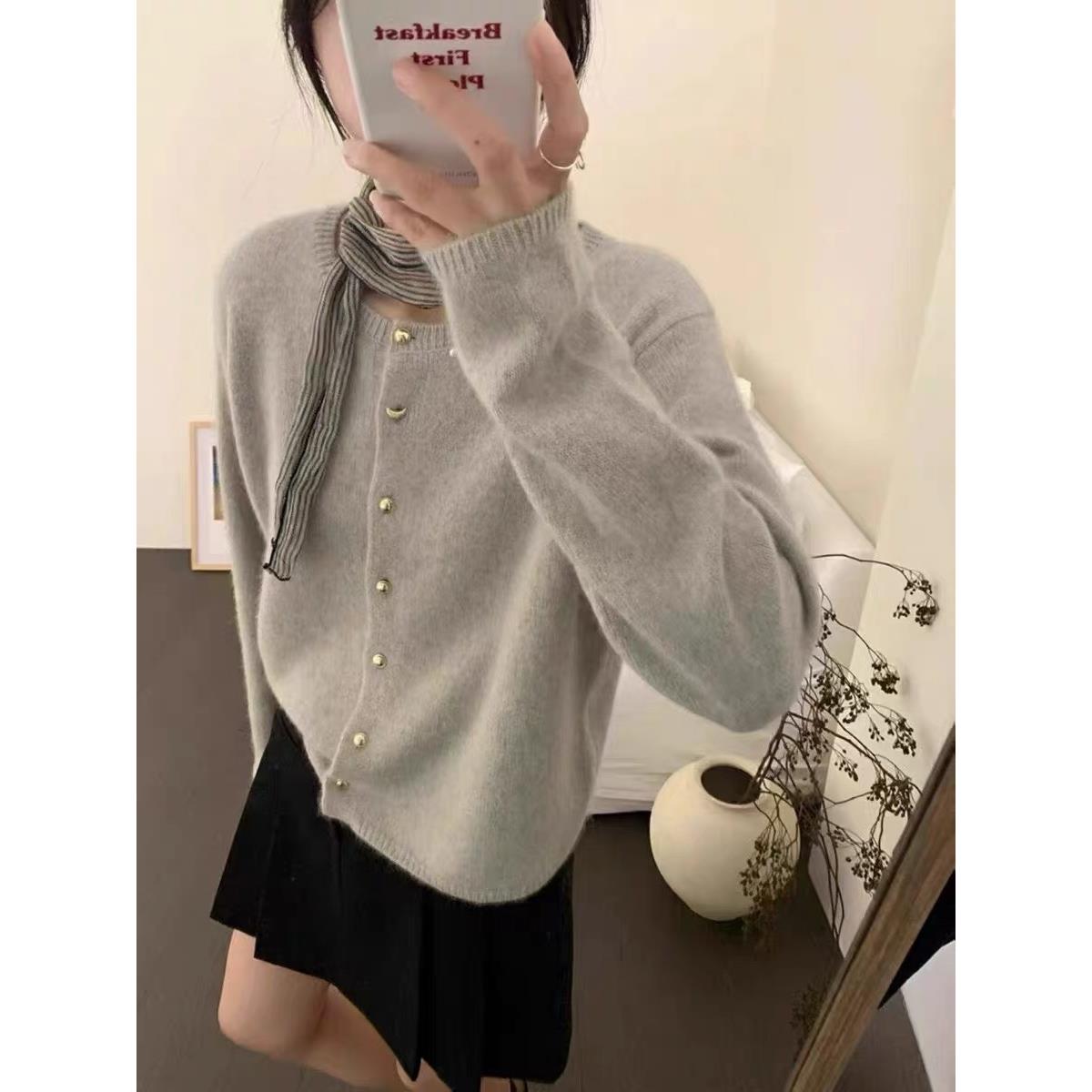 2025秋冬新款100%纯羊毛开衫女士圆领单排扣针织时尚百搭毛衣外套