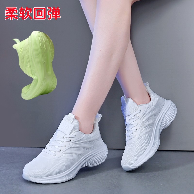 广场舞女鞋秋冬新款软底舞蹈鞋
