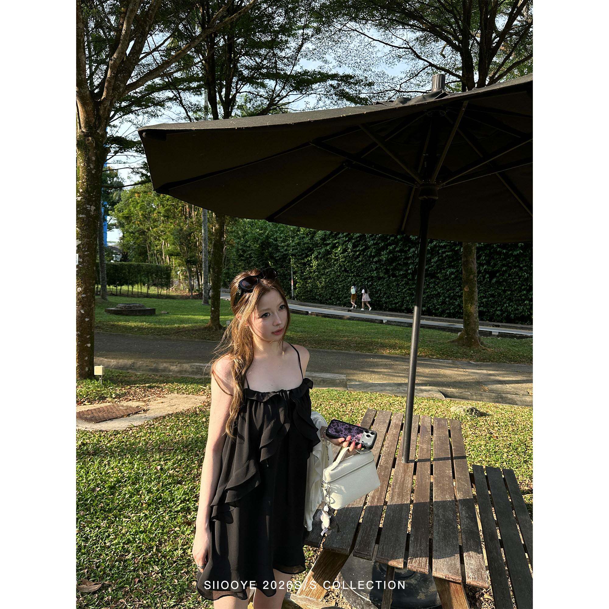 Siiooye日常私服线 黑色多层荷叶边吊带裙洋装女夏气质短裙两穿