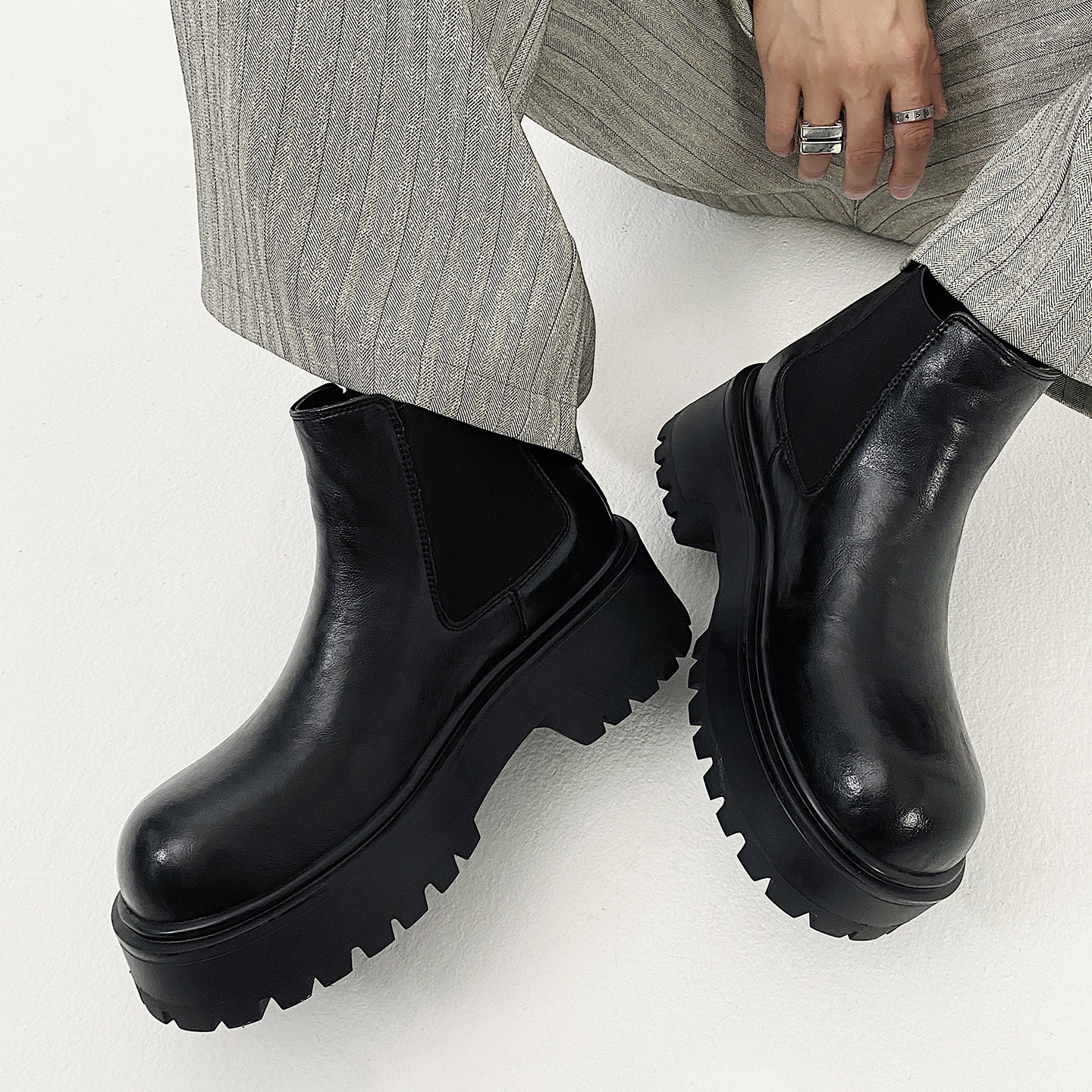 XZ110-251522#英伦风厚底马丁靴冬季新款增高短靴黑色百搭P130，男鞋马丁靴，星座110