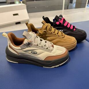 FILA斐乐潮牌情侣2025冬新品运动厚底板鞋T12W542910 T12M542910