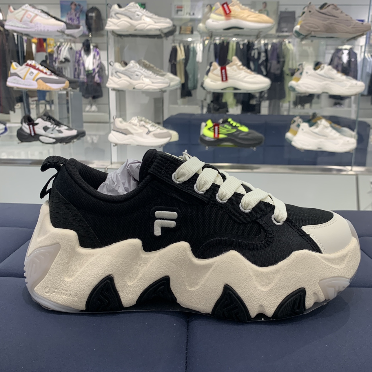 fila/斐乐2022年新款运动女鞋