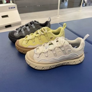 T12W612924 面包板鞋 FILA斐乐潮牌2026年春新款 女子运动休闲甜筒鞋