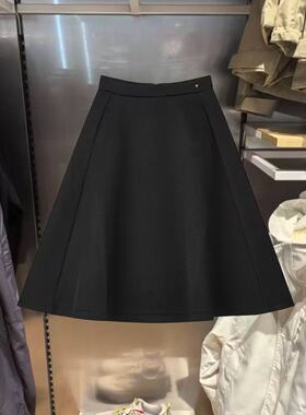 FILA斐乐2026年夏季新款女子休闲简约舒适半身裙F11W515301