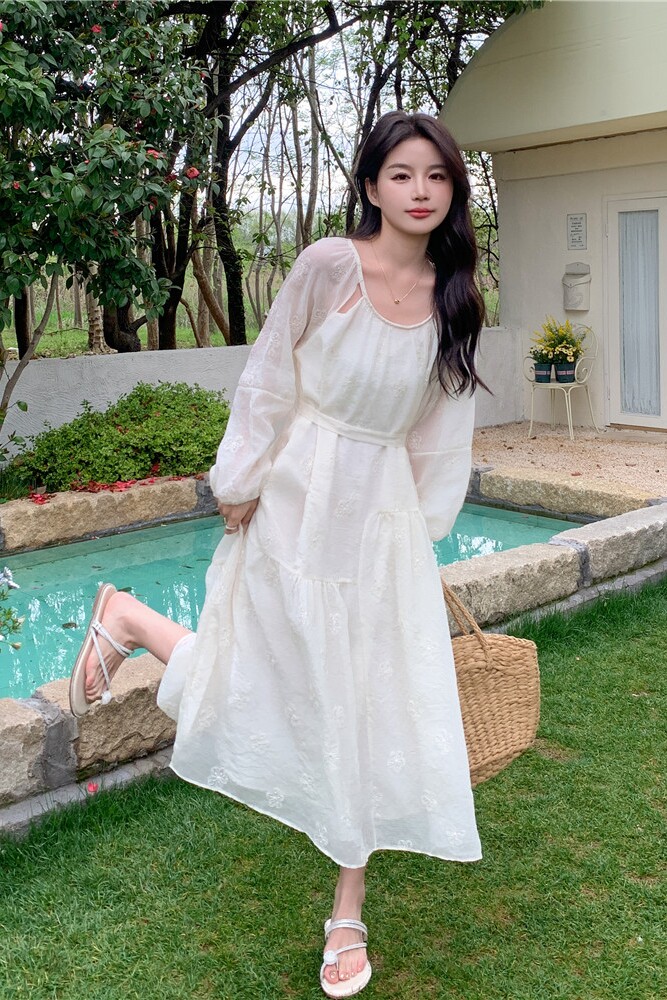 独特漂亮绝美白色长袖薄纱防晒连衣裙女春夏2025仙气收腰度假长裙,女装连衣裙,浙宝128（原290）