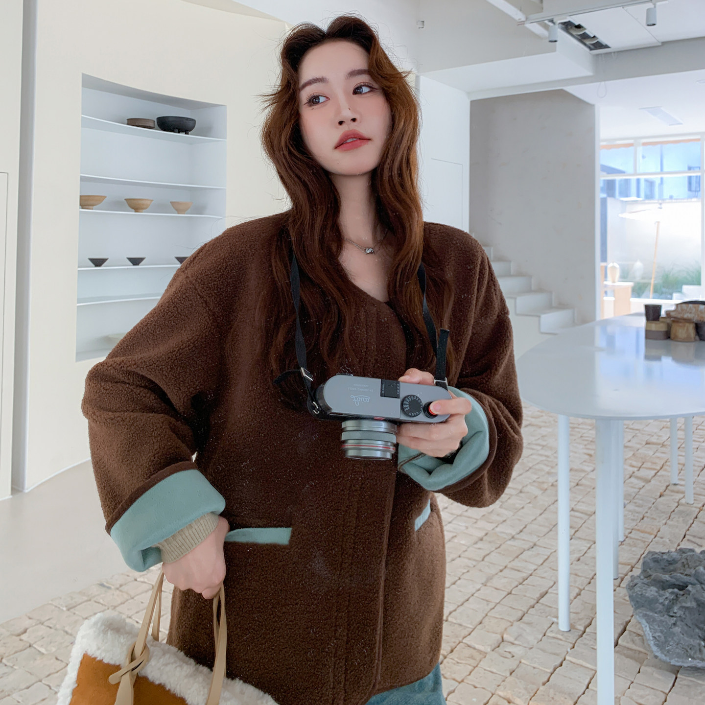 现货2025冬季新款2597-P180-k268撞色羊羔毛短外套,女装短外套,浙宝128（原290）