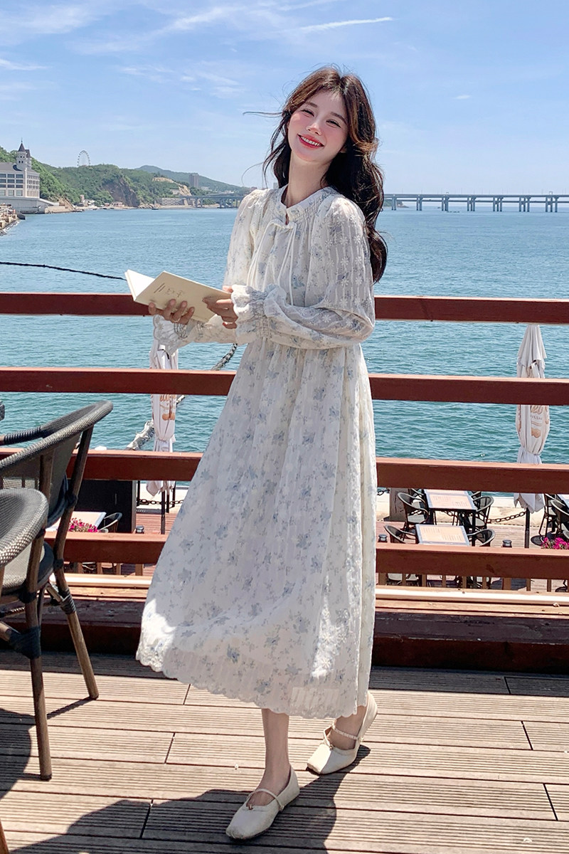 新中式国风盘扣碎花连衣裙女春季2025新款法式温柔风独特漂亮长裙,女装连衣裙,浙宝128（原290）