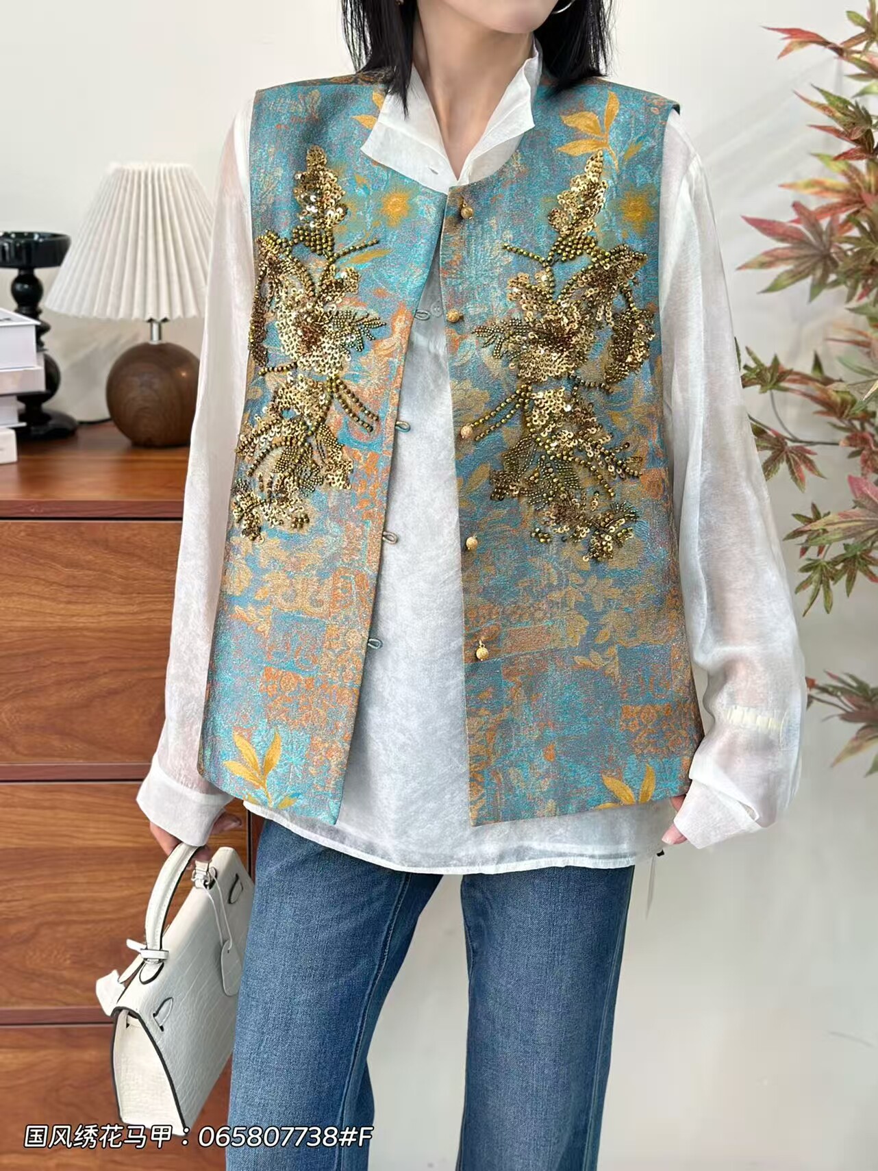 AB.shop2026秋冬新款国风绣花马甲065807738  均码不退不换