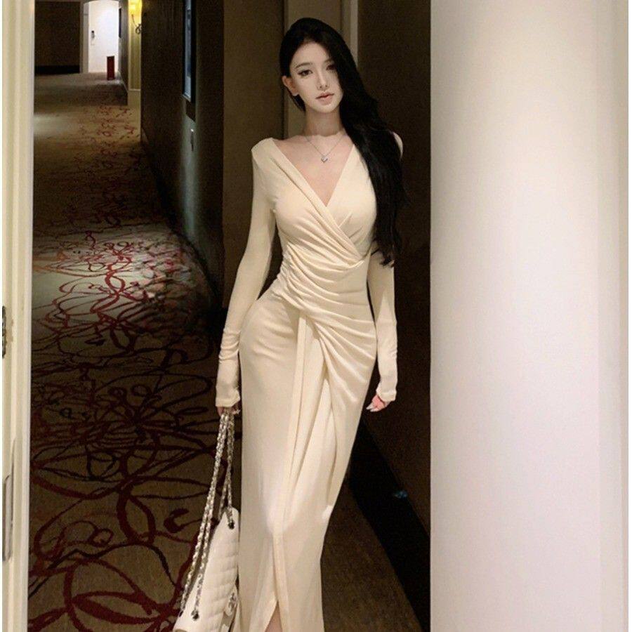 御姐风交叉v领长袖连衣裙女秋季褶皱修身气质中长款收腰包臀裙子